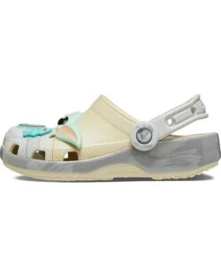 Crocs Kids Classic Star Wars Clogs (Little Kid/Big Kid) | Slippers -Komat Crocs Store 61RhBey8QPL. AC SR736920