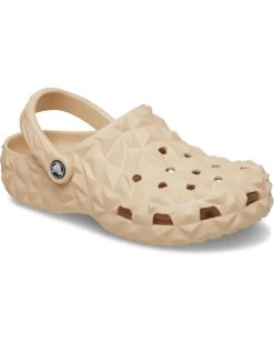 Crocs Classic Geometric Clog | Clogs -Komat Crocs Store 61SCd2YyLeL. AC SR736920