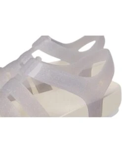 Crocs Kids Isabella Glitter Sandal (Little Kids/Big Kids) | Sandals -Komat Crocs Store 61oiQmQsWbL. AC SR736920